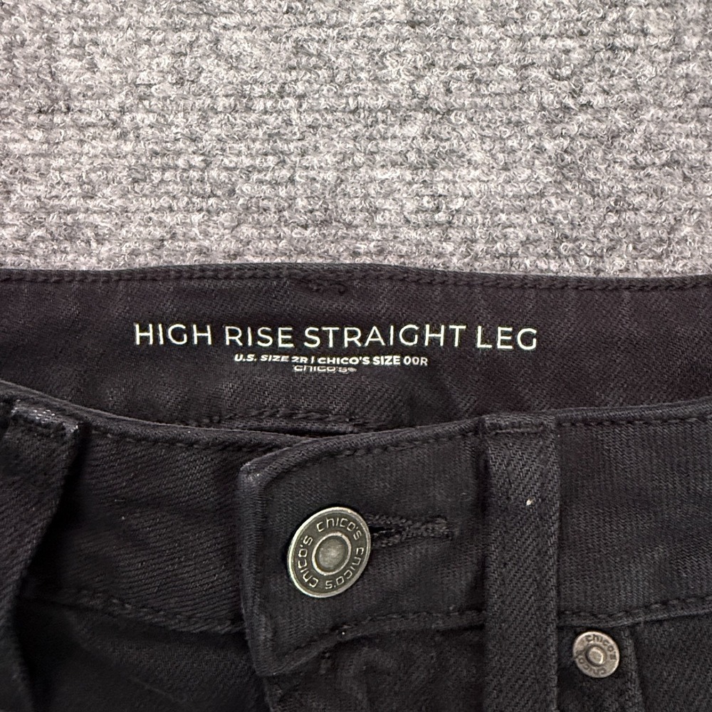 Chicos High Rise Straight Leg Jeans Womens Size 00R US 2 Black Stretch Denim - Picture 4 of 12